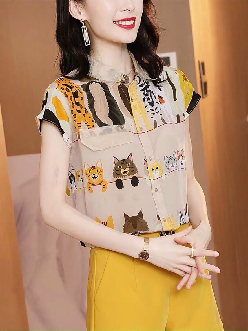 Áo Kiểu Họa Tiết Sinh Động - SM67